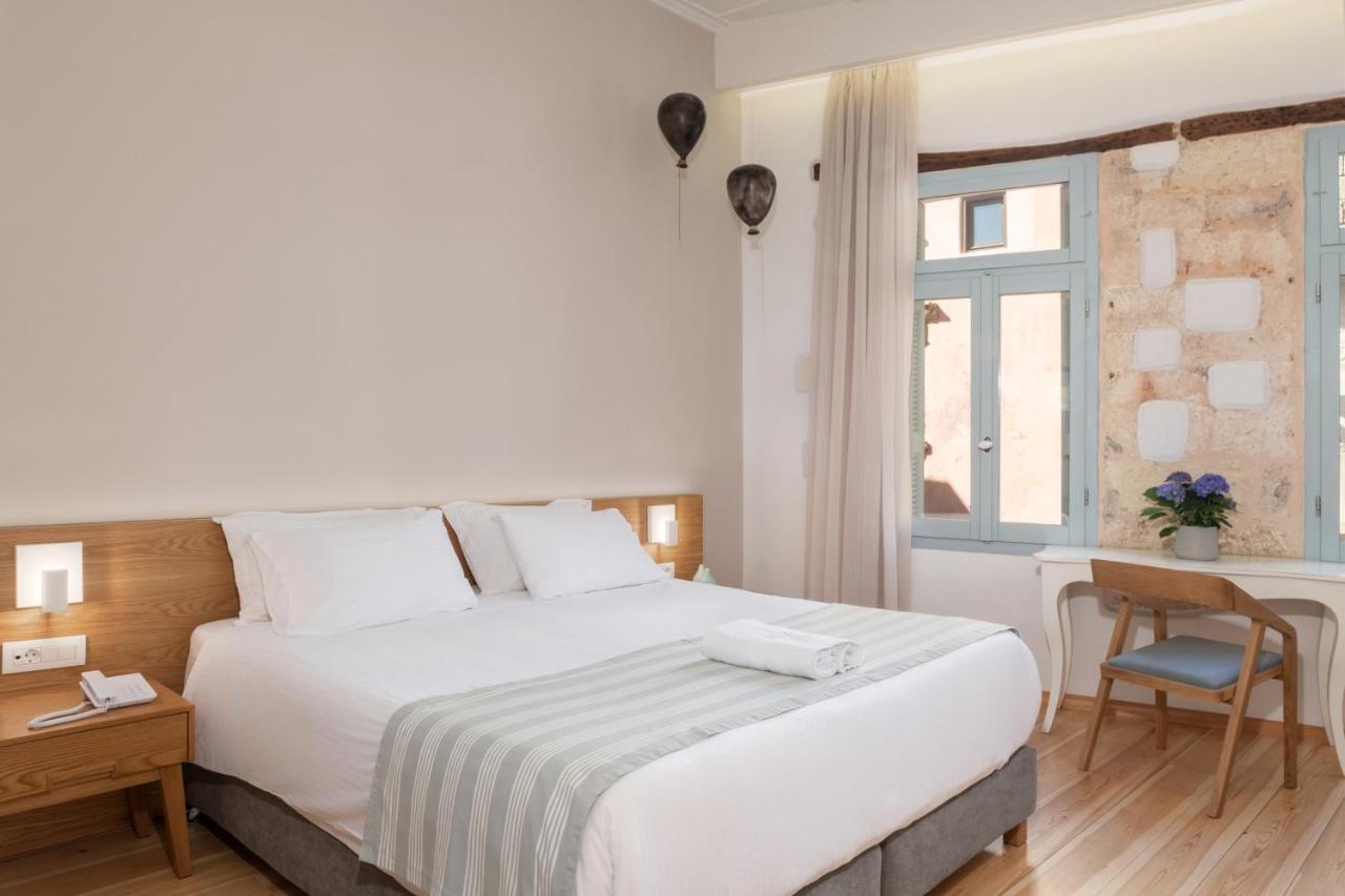 Hotel Off La Canea Esterno foto
